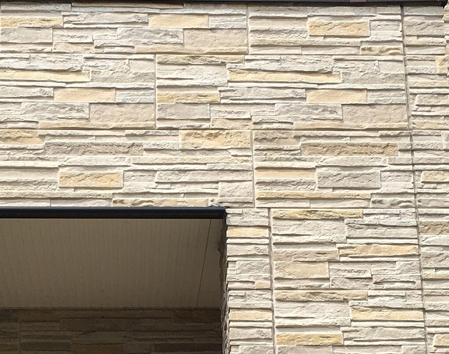 タイル調の意匠サイディング